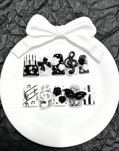 Künstlerisches Musikalisches Press-On Nail Art Set