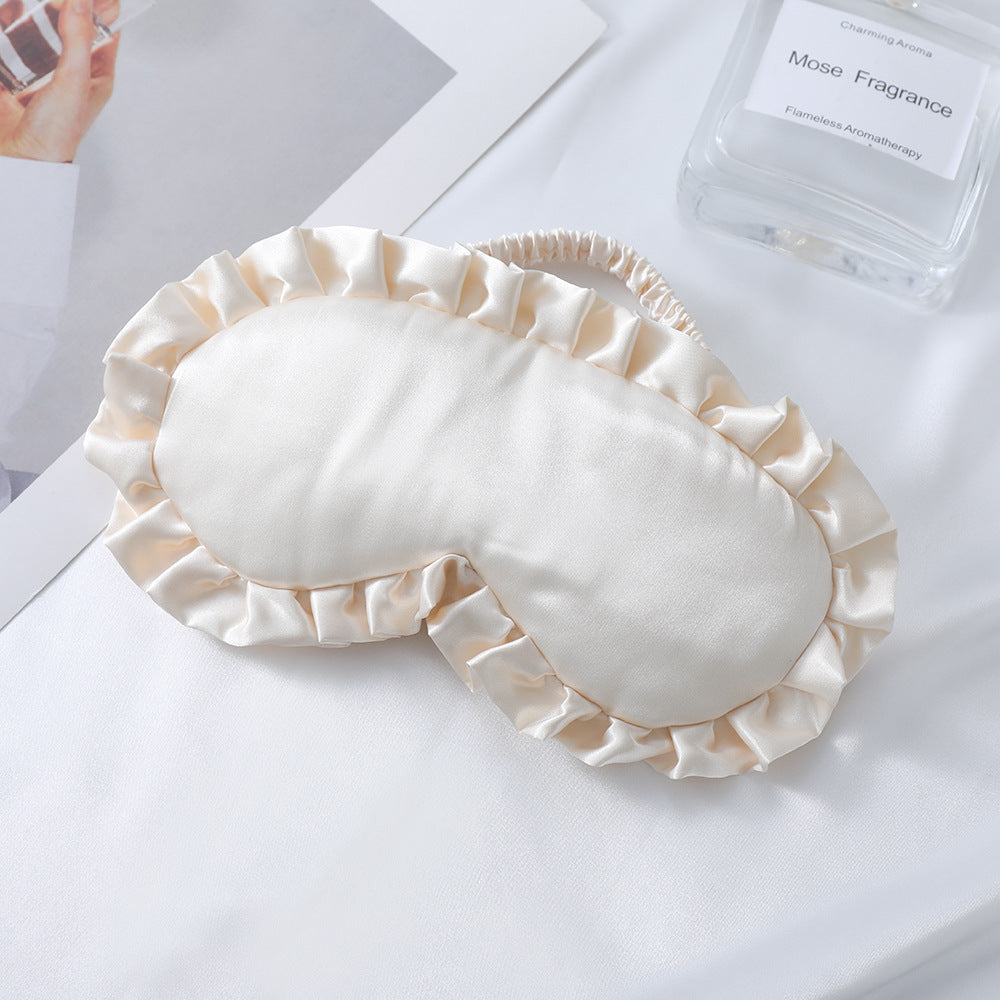 Damen nan seidig-glänzende Augenmaske mit ergonomischer Kontur, volanter Rüschenkante und sanfter Polsterung Brehn
