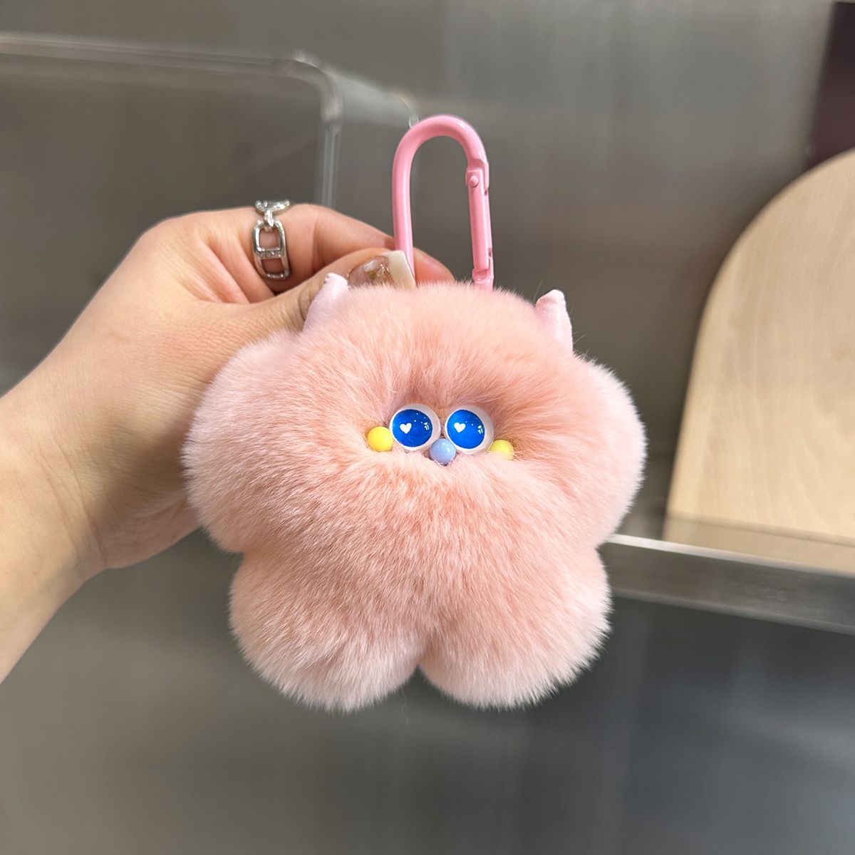 Flauschige Charakter Schlüsselanhänger Charm Brehn