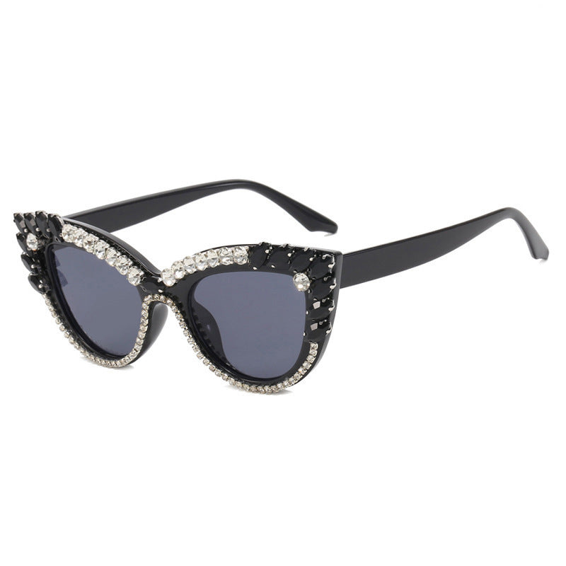 Damen Glamouröse Cat-Eye Sonnenbrille mit extravagantem Crystal-Verzierung Brehn