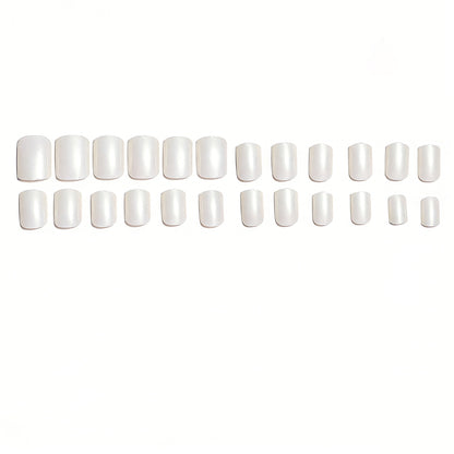 Glänzende Acryl-Nagelveränderungen Brehn