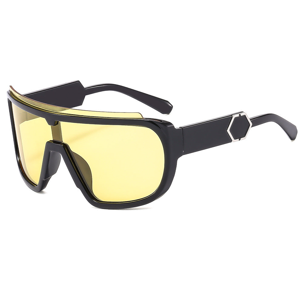Damen sportive Sonnenbrille mit futuristischem Design und breiter Front Brehn