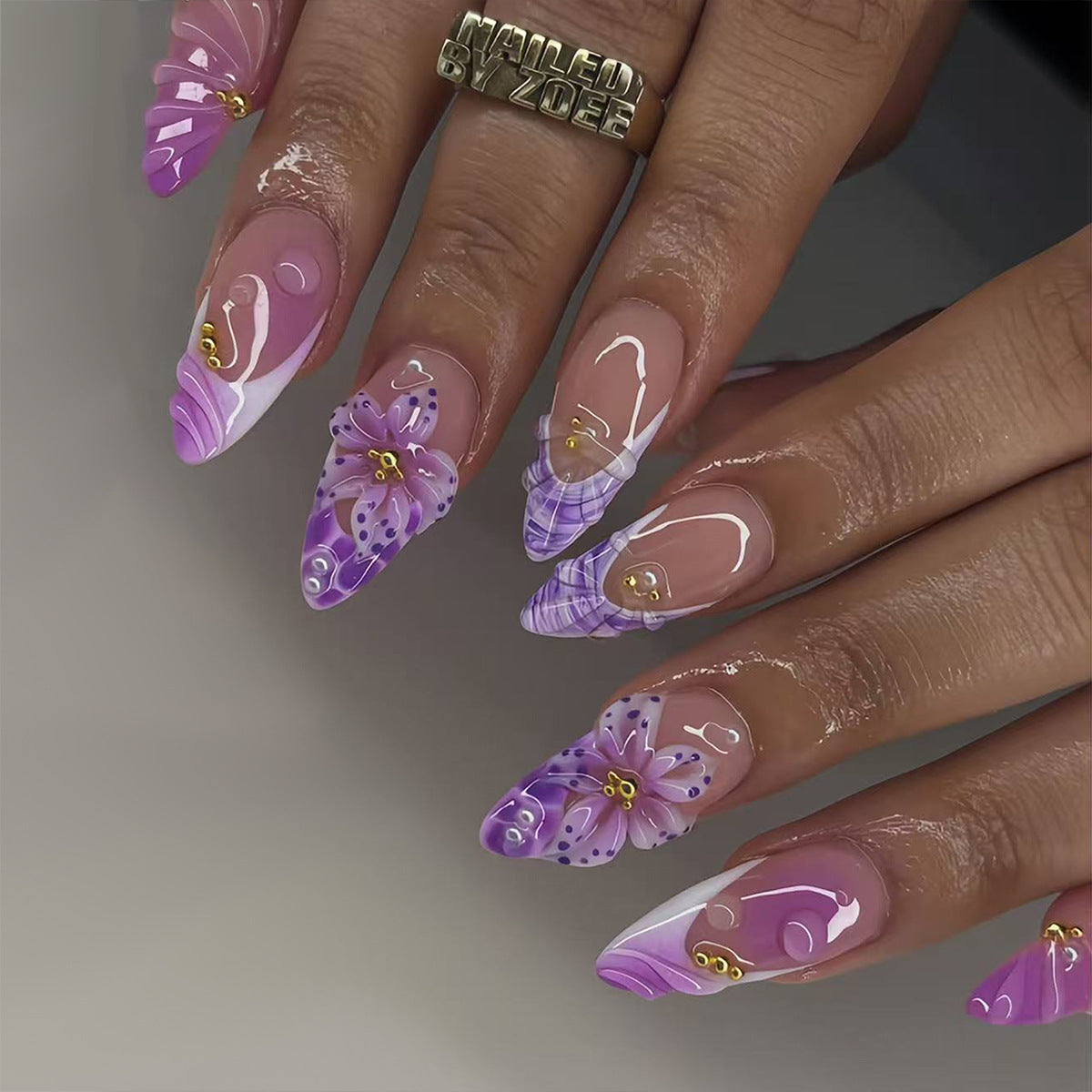 Kunstvolle Nagelset Brehn