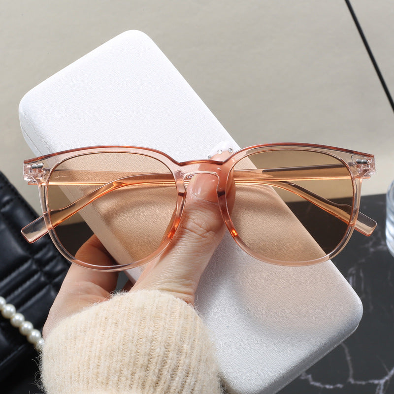 Damen modische Sonnenbrille mit transparentem Rahmen und elegantem Design Brehn