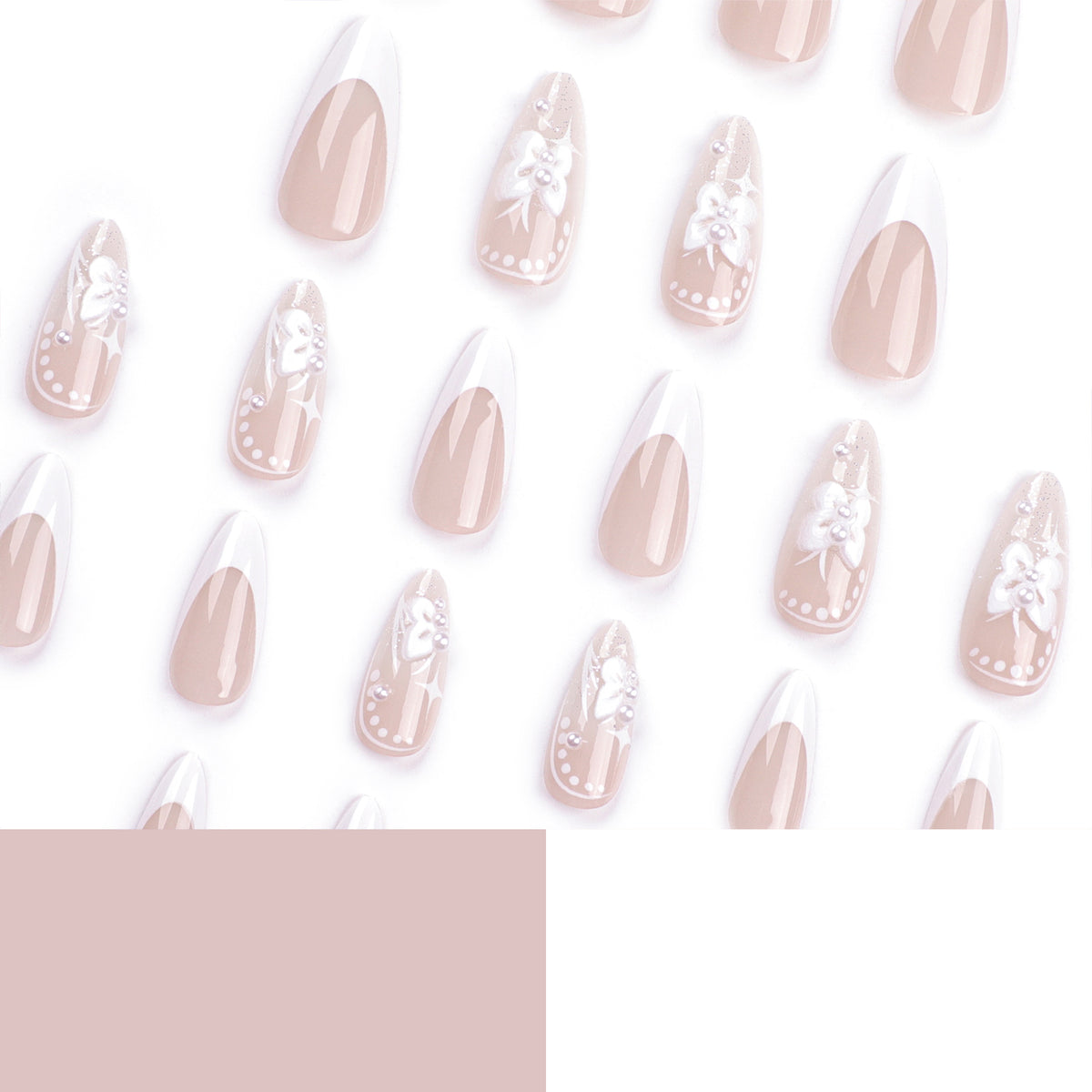 Kunstvolle Stiletto-Nägel mit floralen Motiven und Glitzerakzenten Brehn