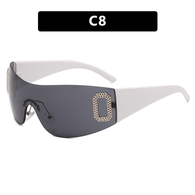 Damen Sportliche Sonnenbrille im futuristischen Shield-Design Brehn