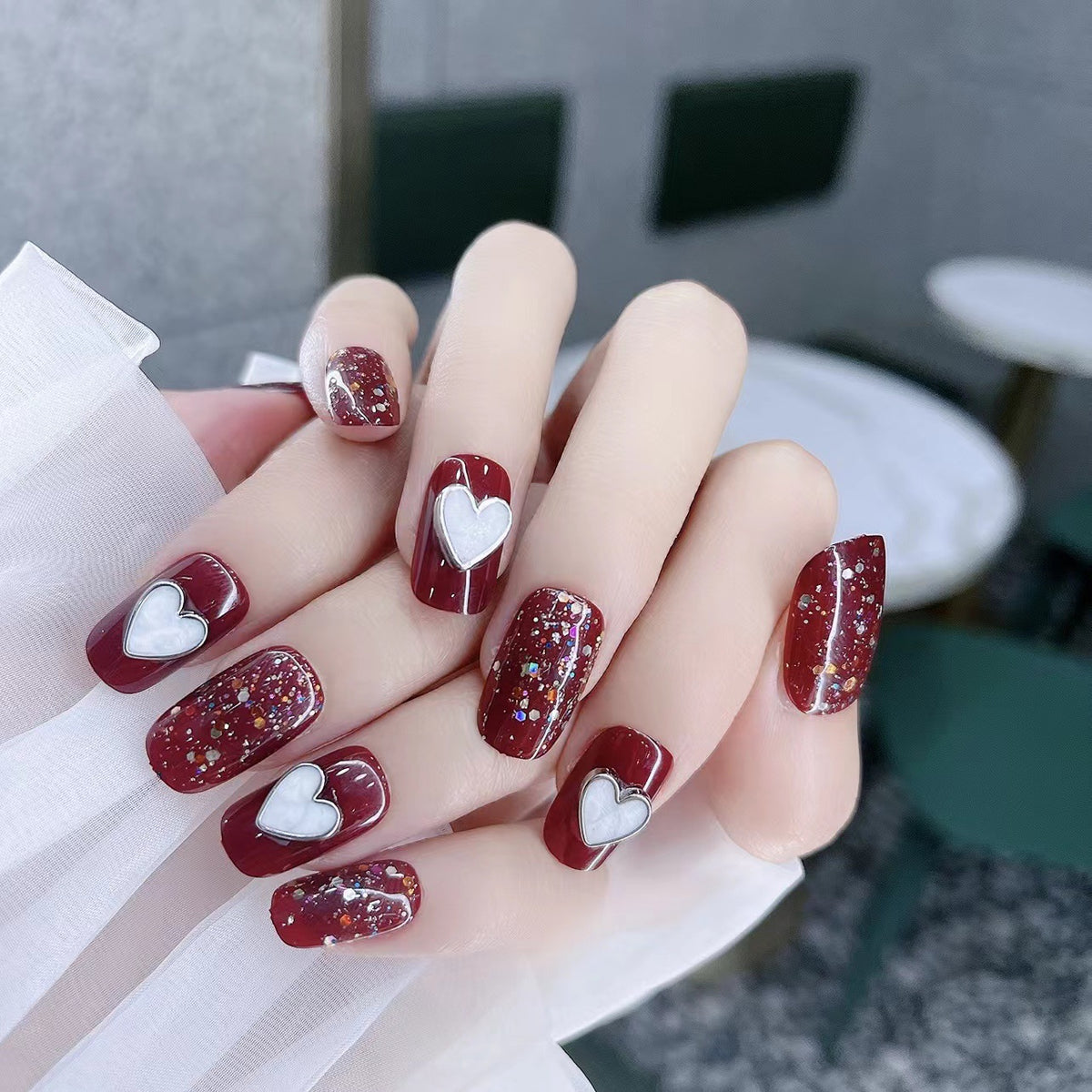 Glamouröses Herzdesign Druck-Nägel Brehn