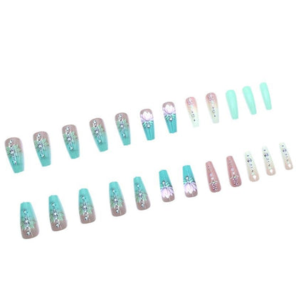 Elegante florale Edelstein-Nagelkunst Brehn