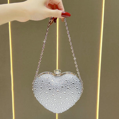 Herzförmige Strass-Abendtasche