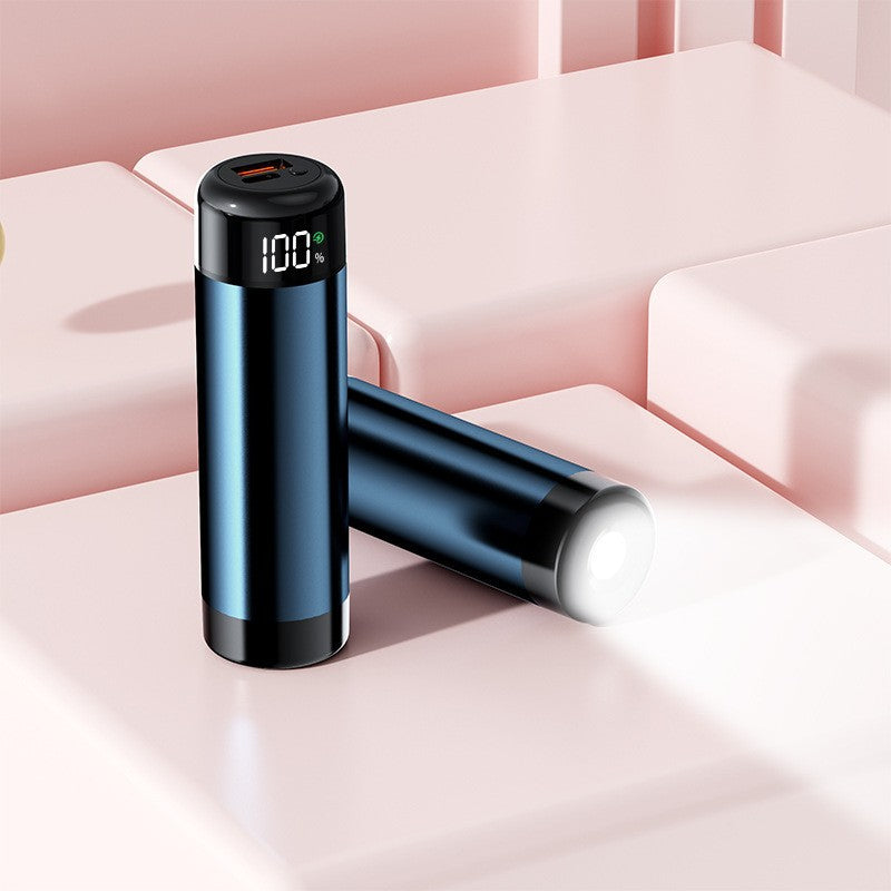 Powerbank mit Digitaler Ladeanzeige und Integrierter Taschenlampe Brehn