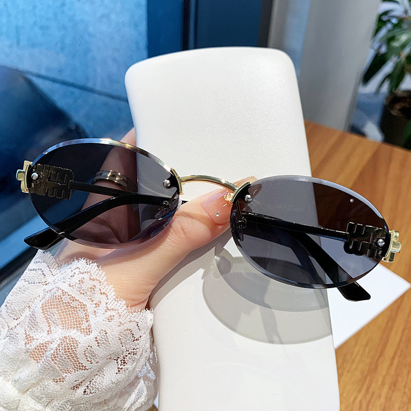 Damen modische Sonnenbrille im eleganten ovalen Design Brehn