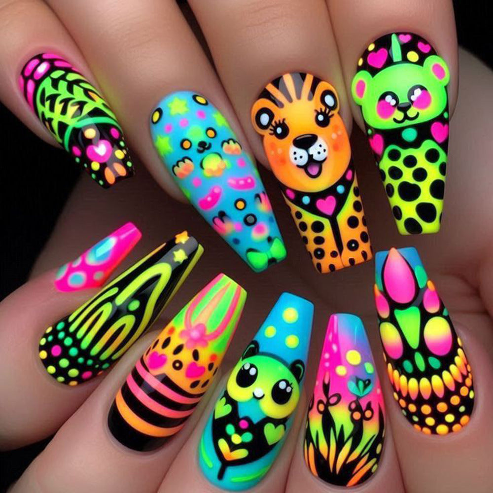 Elegante Kunstnagelverzierung Brehn