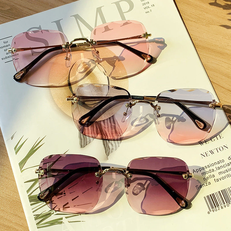 Damen modische Flügelsonnenbrille mit hochwertigem Metallrahmen Brehn