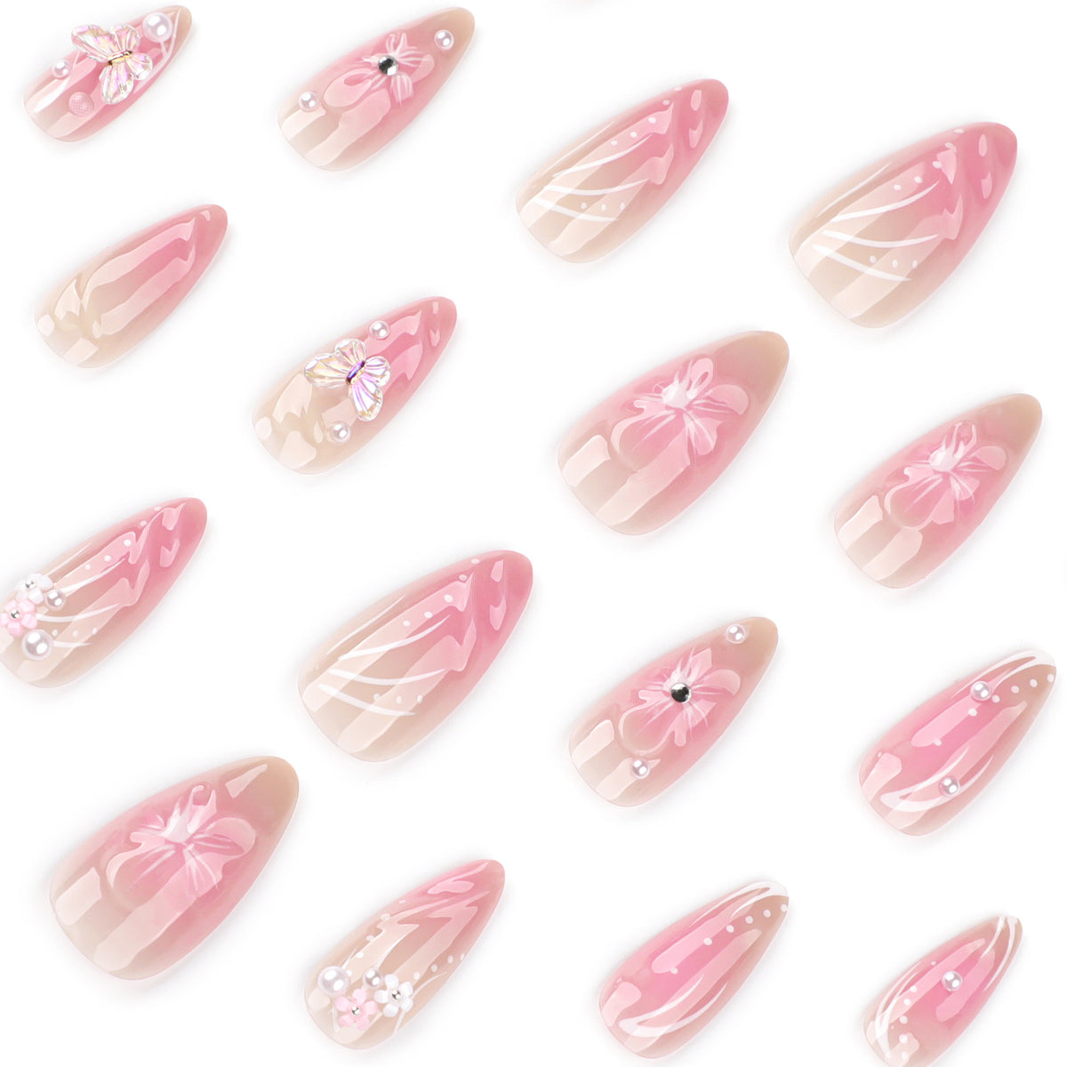 Kunstvolle Nagelkunst mit floralen 3D-Elementen Brehn