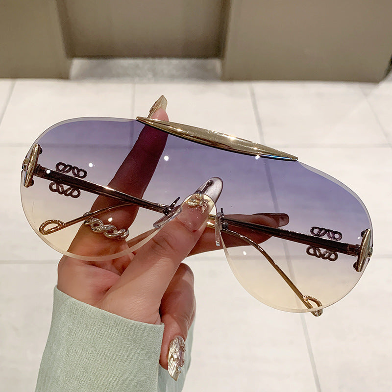 Damen elegante oversized Sonnenbrille mit stilvollem transparentem Rahmen Brehn