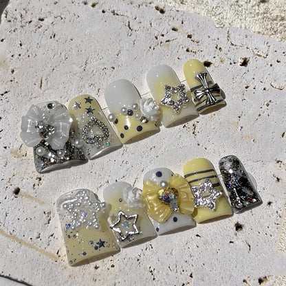 Dekoratives Stern-verzierte Press-On Nagelset