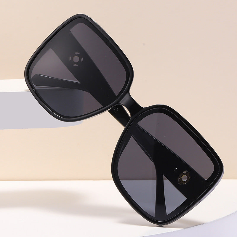 Damen modische quadratische Sonnenbrille mit luxuriösen Details Brehn