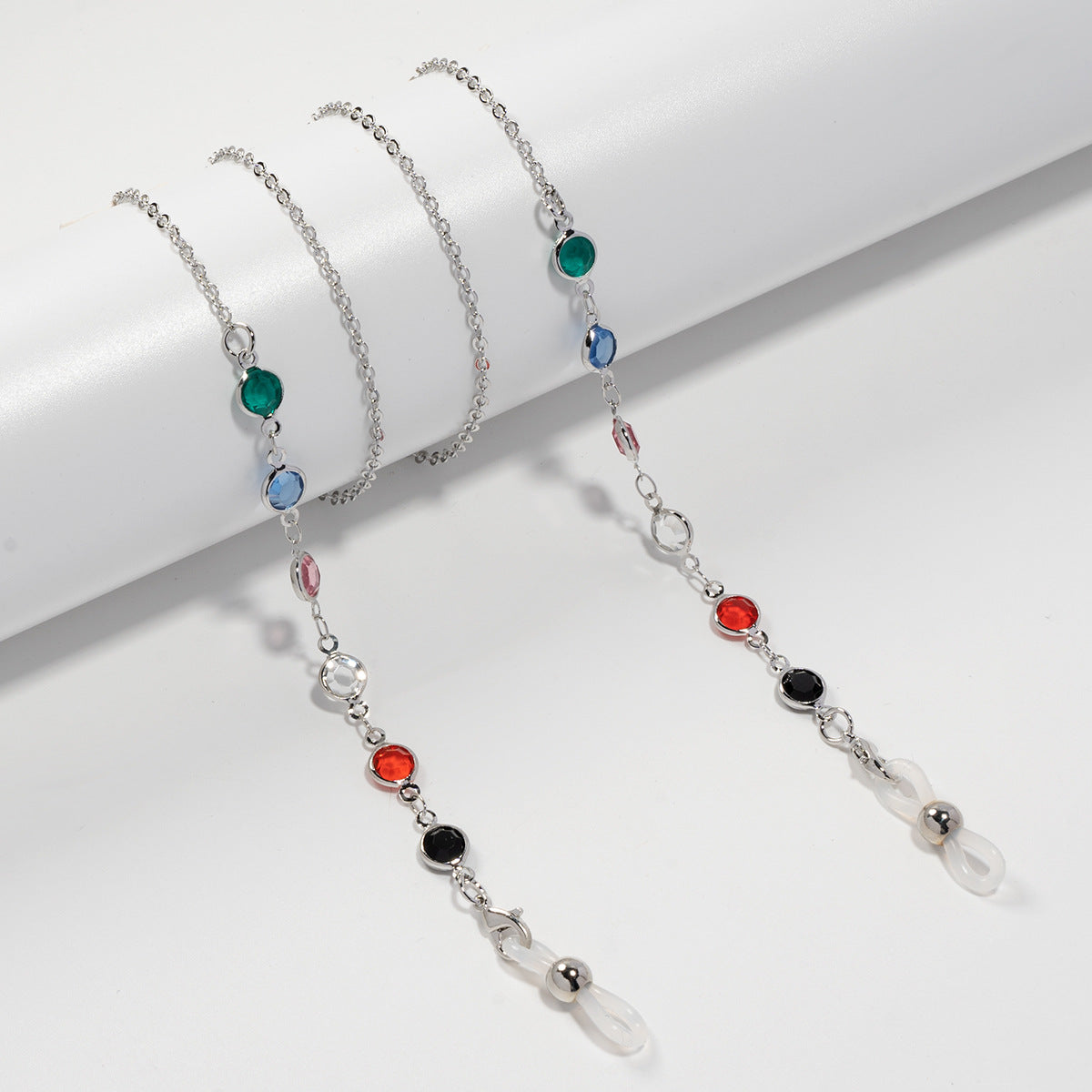 Stylische dekorative Edelstein-Brillekette Brehn