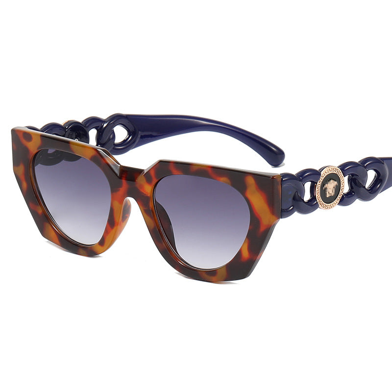 Damen modische Sonnenbrille mit extravagantem Design und luxuriösen Details Brehn