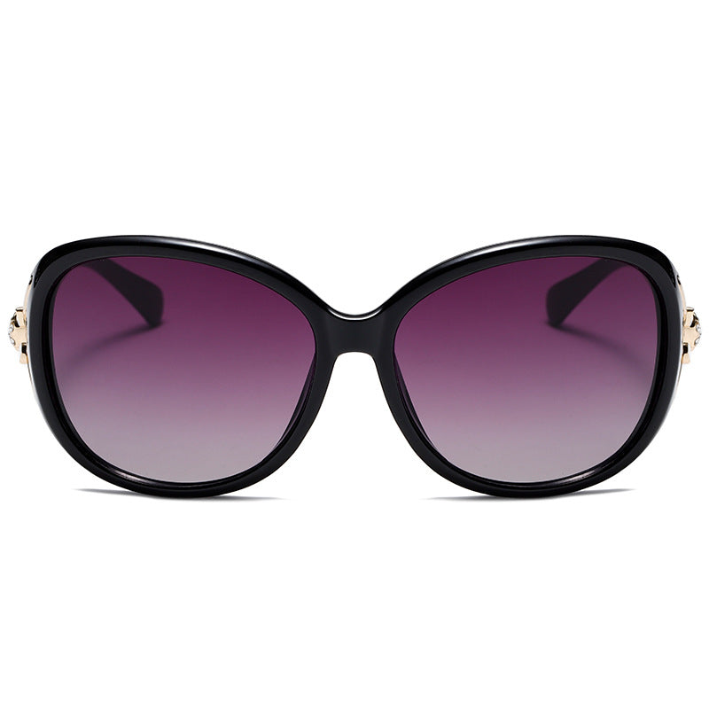 Damen Modische Sonnenbrille im eleganten Design mit auffälligen Verzierungen Brehn