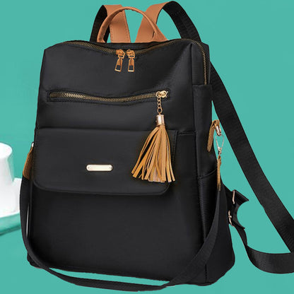 Multifunktionaler Rucksack mit dekorativem Quast Brehn