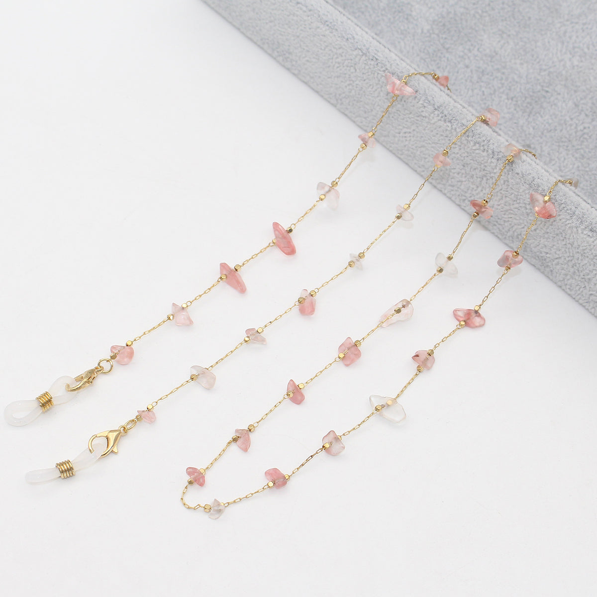 Elegante mit Kristallen verzierte Brillenkette Brehn