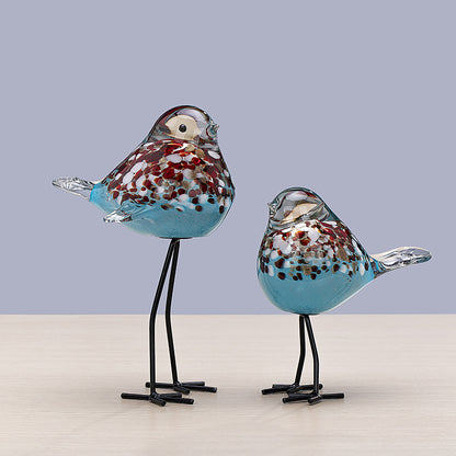 Handgefertigte dekorative Glasskulptur eines Vogels auf Metallbeinen Brehn