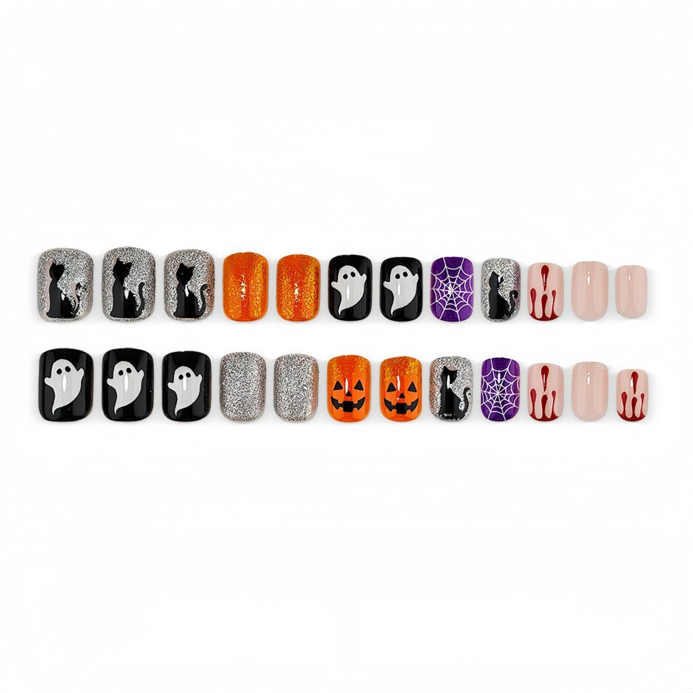 Kreatives Halloween Nagelset Brehn