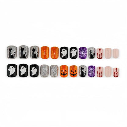 Kreatives Halloween Nagelset Brehn