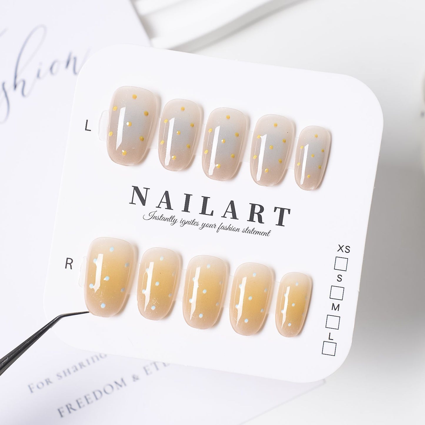 Dekorativer Fashion-Nagel-Set Brehn