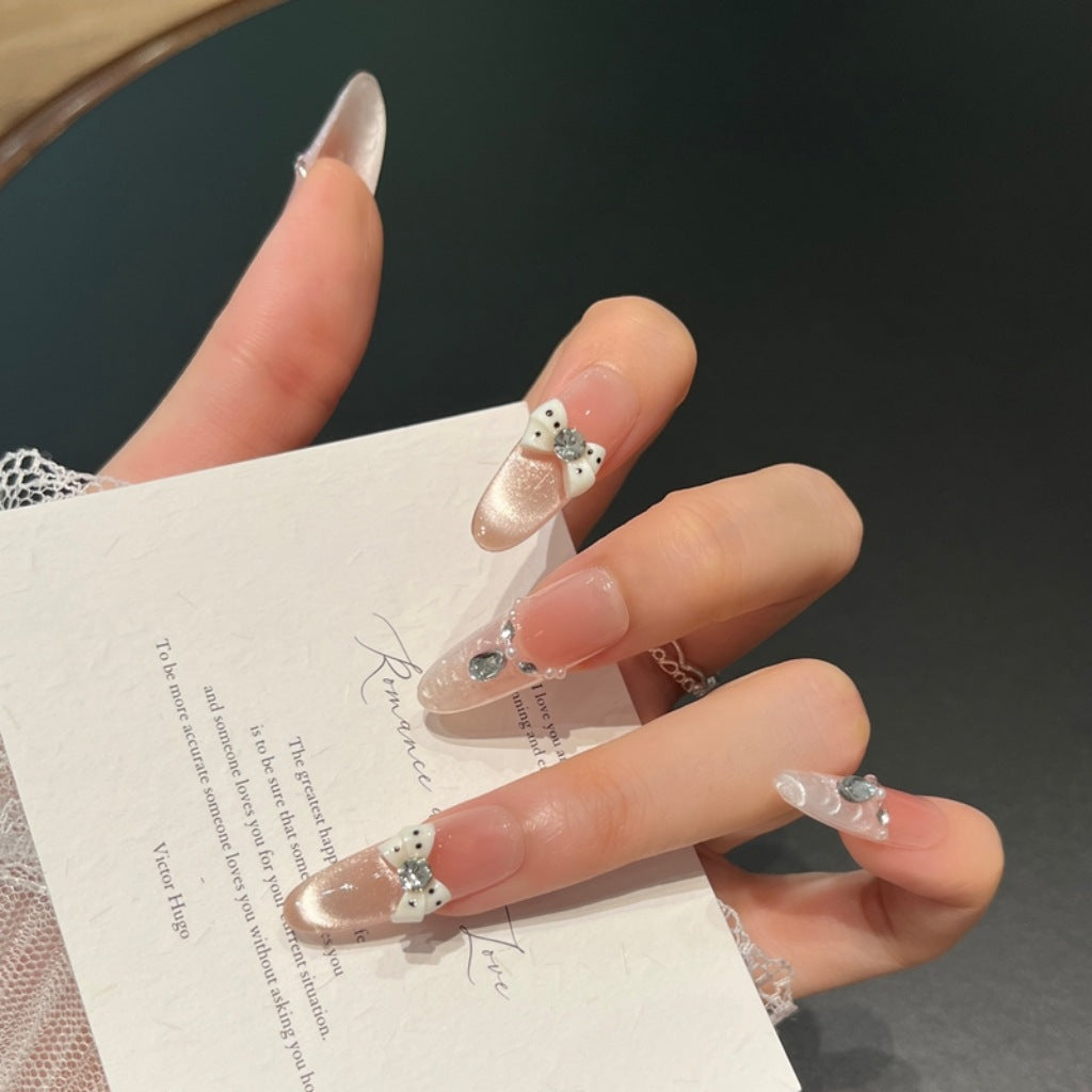Elegantes Nagelkunstdesign Brehn