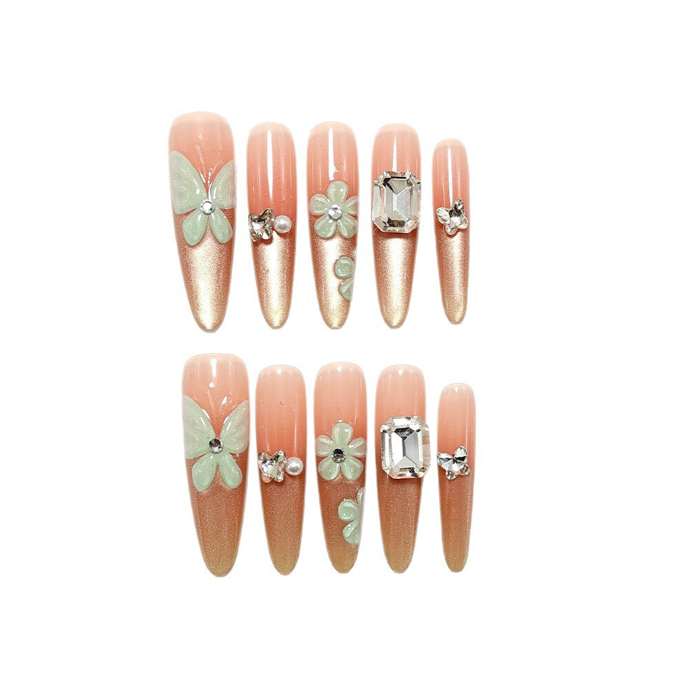 Kunstvolle Nail Art Design Brehn