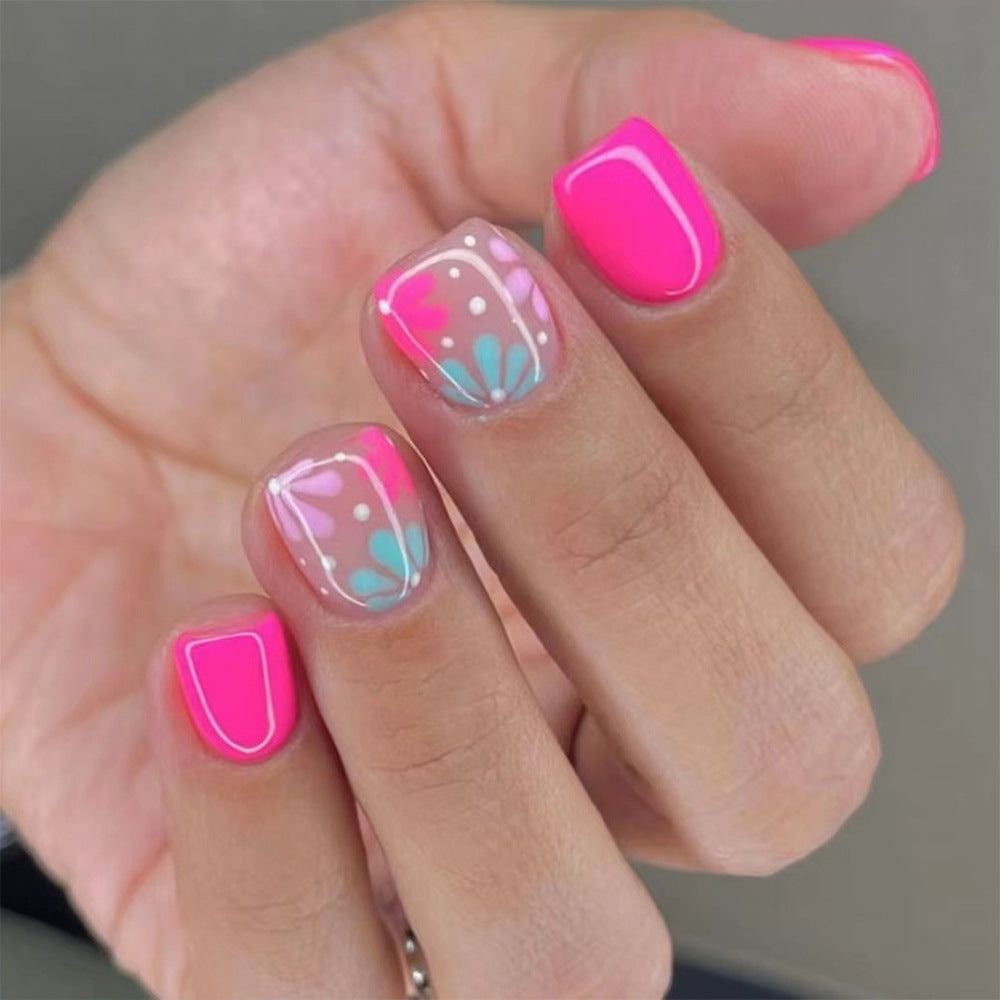 Künstlerisches Florales Gel-Nageldesign Brehn