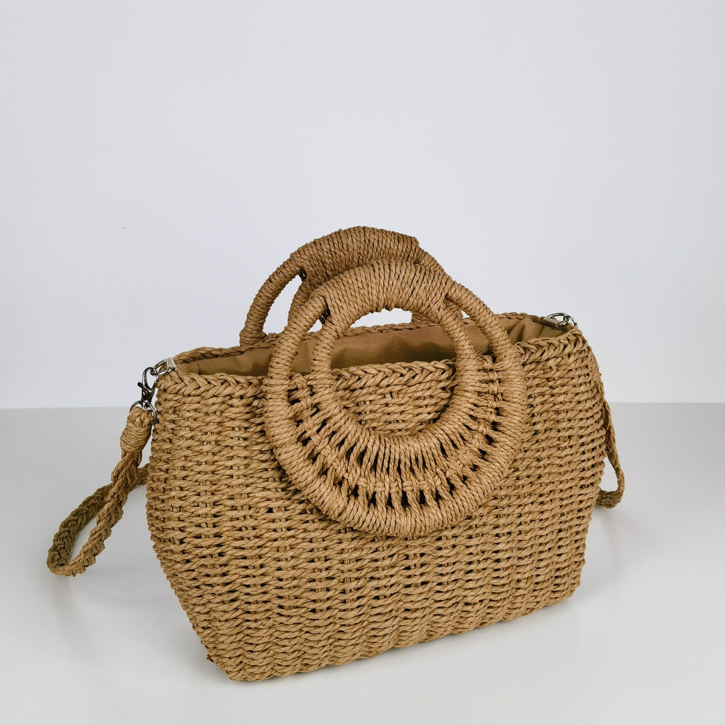 Handgefertigte Rattan-Tasche mit Schulterriemen Brehn