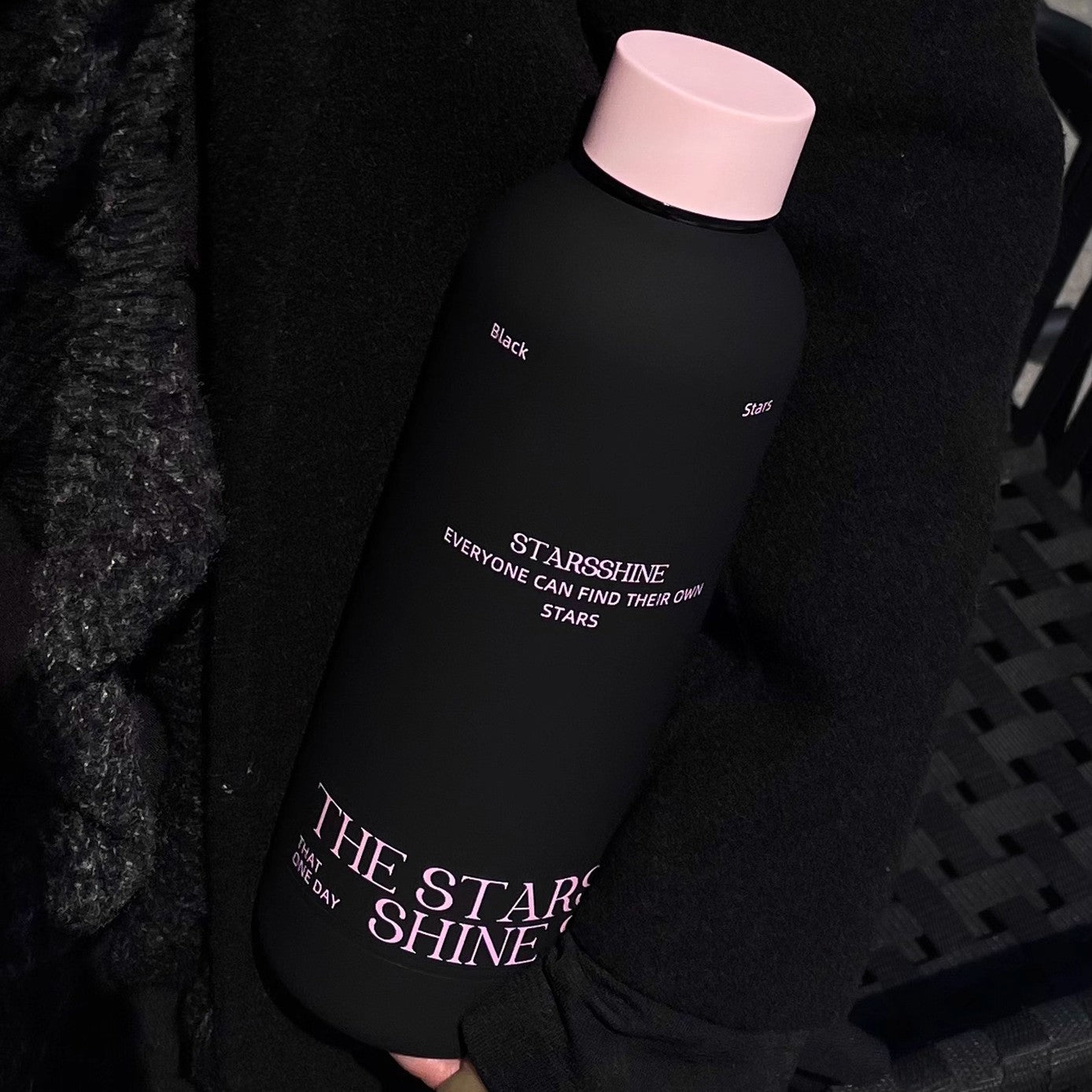 Damen Isolierflasche mit ergonomischem Design und praktischer Trageschlaufe Brehn