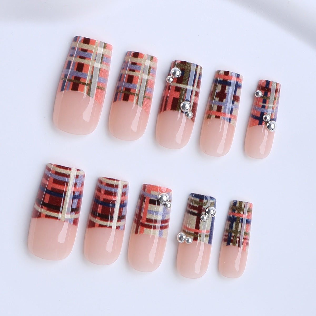 Kunstnägel mit Trendigem Design Brehn