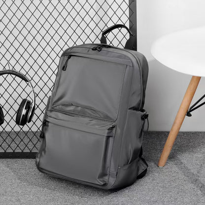 Vielseitiger Multi-Taschen Rucksack