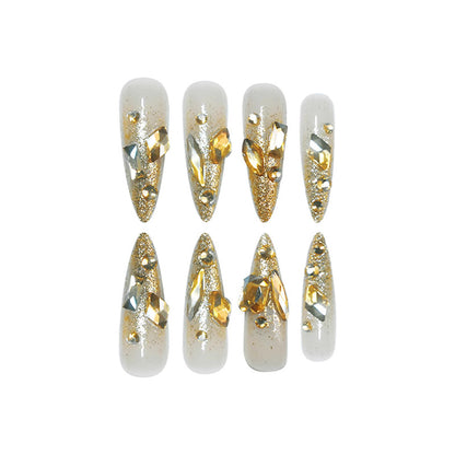 Glamouröse Stiletto Press-On Nägel mit Glitzerakzenten Brehn