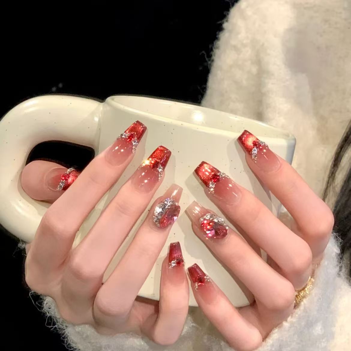 Luxuriös Glitzerndes Press-On Nagelset Brehn