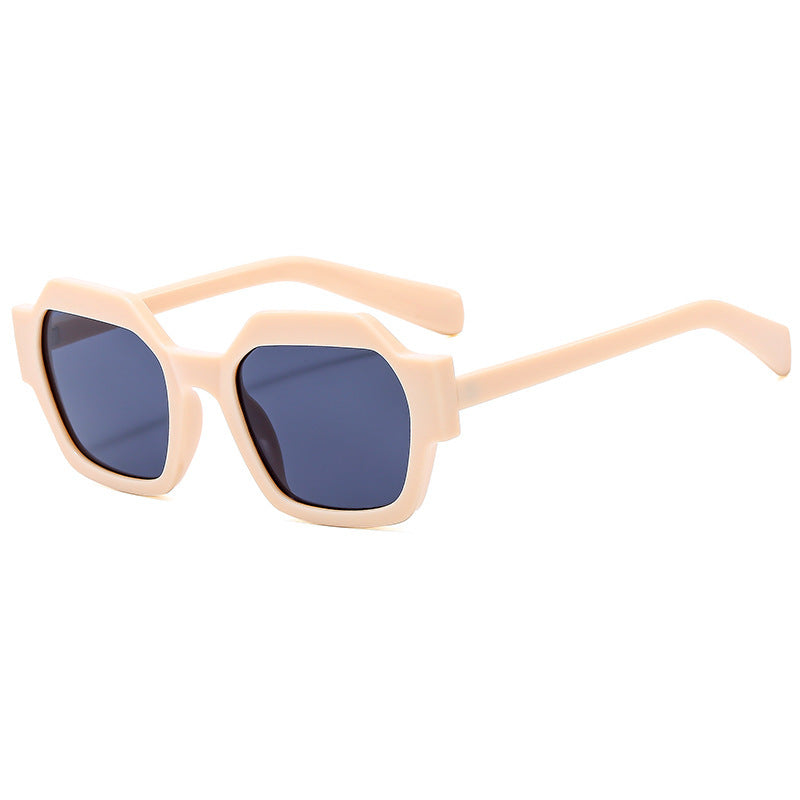 Damen Geometrische Sonnenbrille mit modernem Rahmen und UV-Schutz Brehn