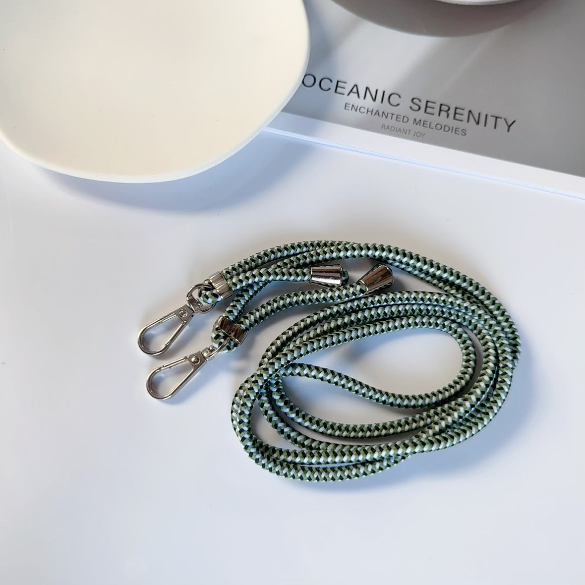 Verstellbare Lanyard mit doppelten Clips Brehn