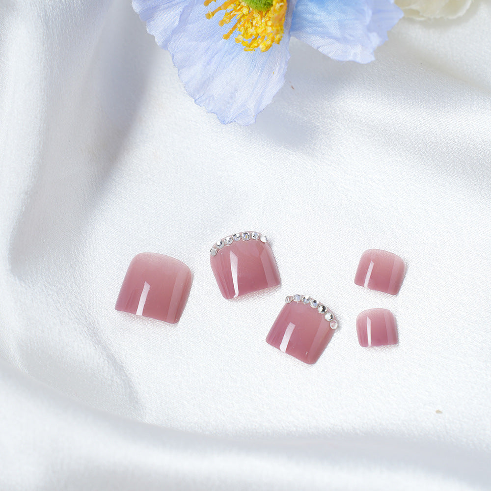 Elegantes Press-On-Nagelkunst-Set mit Strass Brehn
