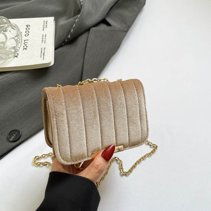 Elegante gesteppte Samt Umhängetasche Brehn