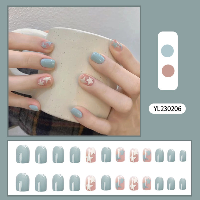 Kreative Nagelkunst Brehn