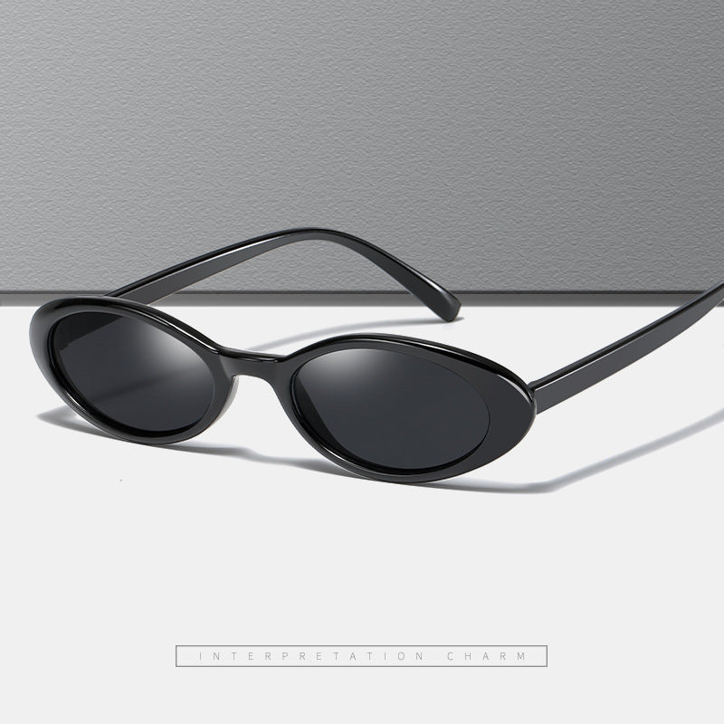 Damen modische Sonnenbrille im zeitgemäßen Ovaldesign Brehn