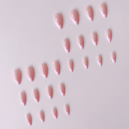 Luxus Kunstnagelspitzen mit elegantem französischen Design Brehn