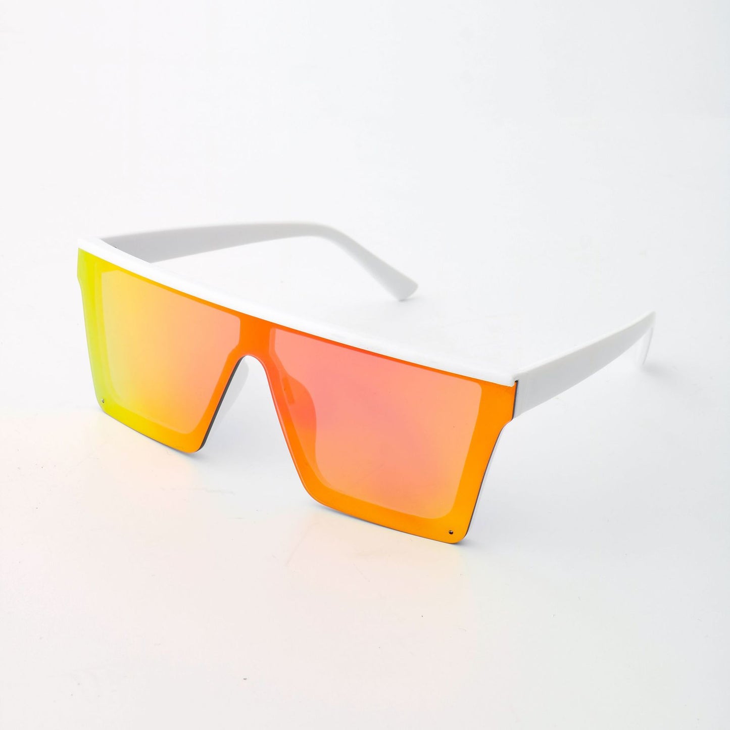 Damen oversized Sonnenbrille im futuristischen Design Brehn