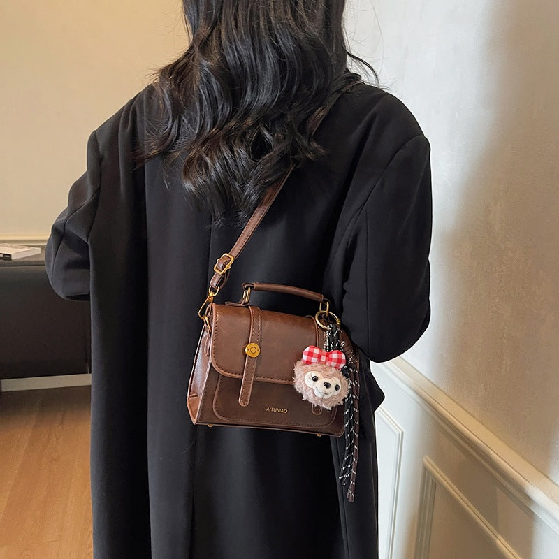 Kompakte Lederhandtasche Brehn