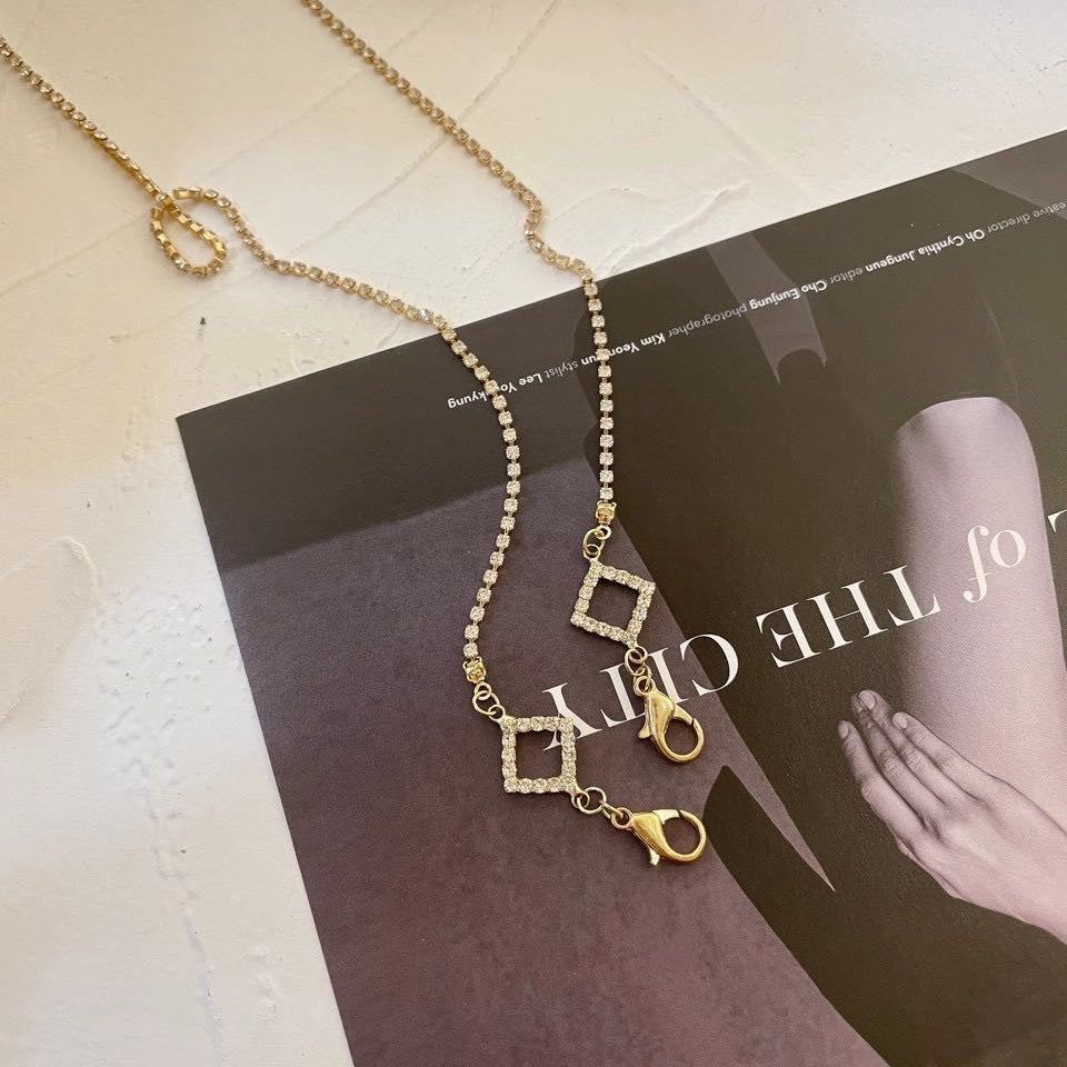 Modische Brillenhalterkette mit Funkelnden Acrylperlen Brehn