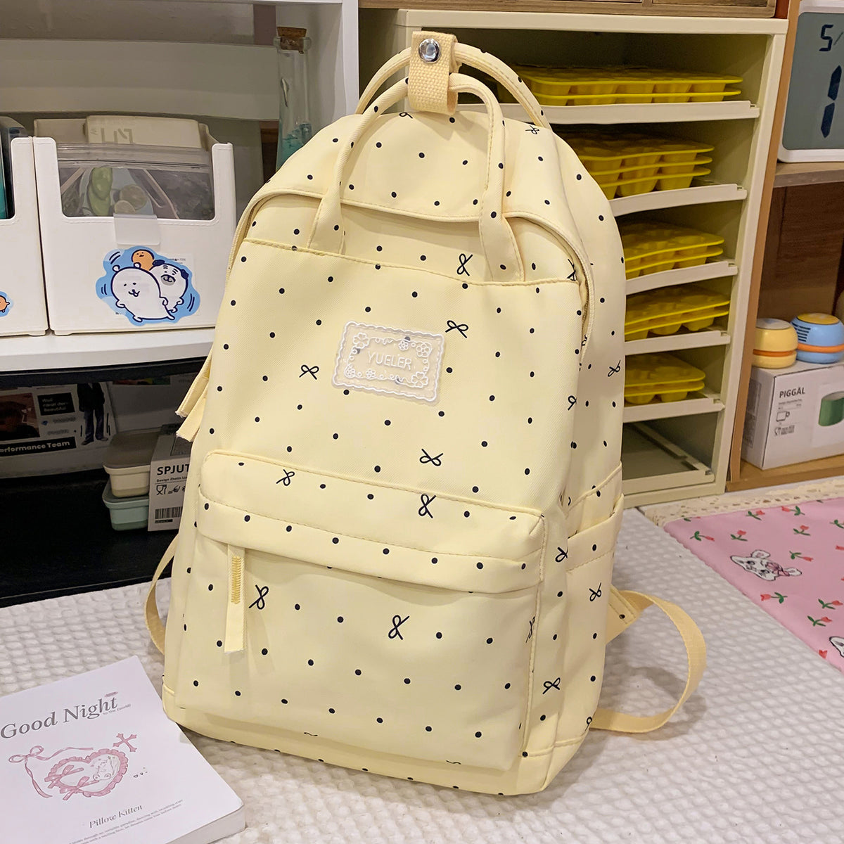Stylischer gepunkteter Rucksack Brehn